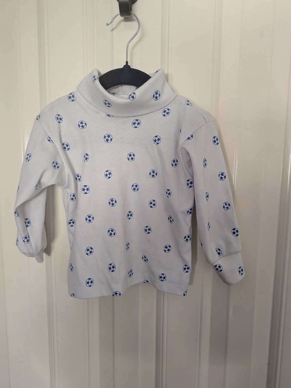 Vtg Kitestrings Kids Turtleneck Top with Soccer Print